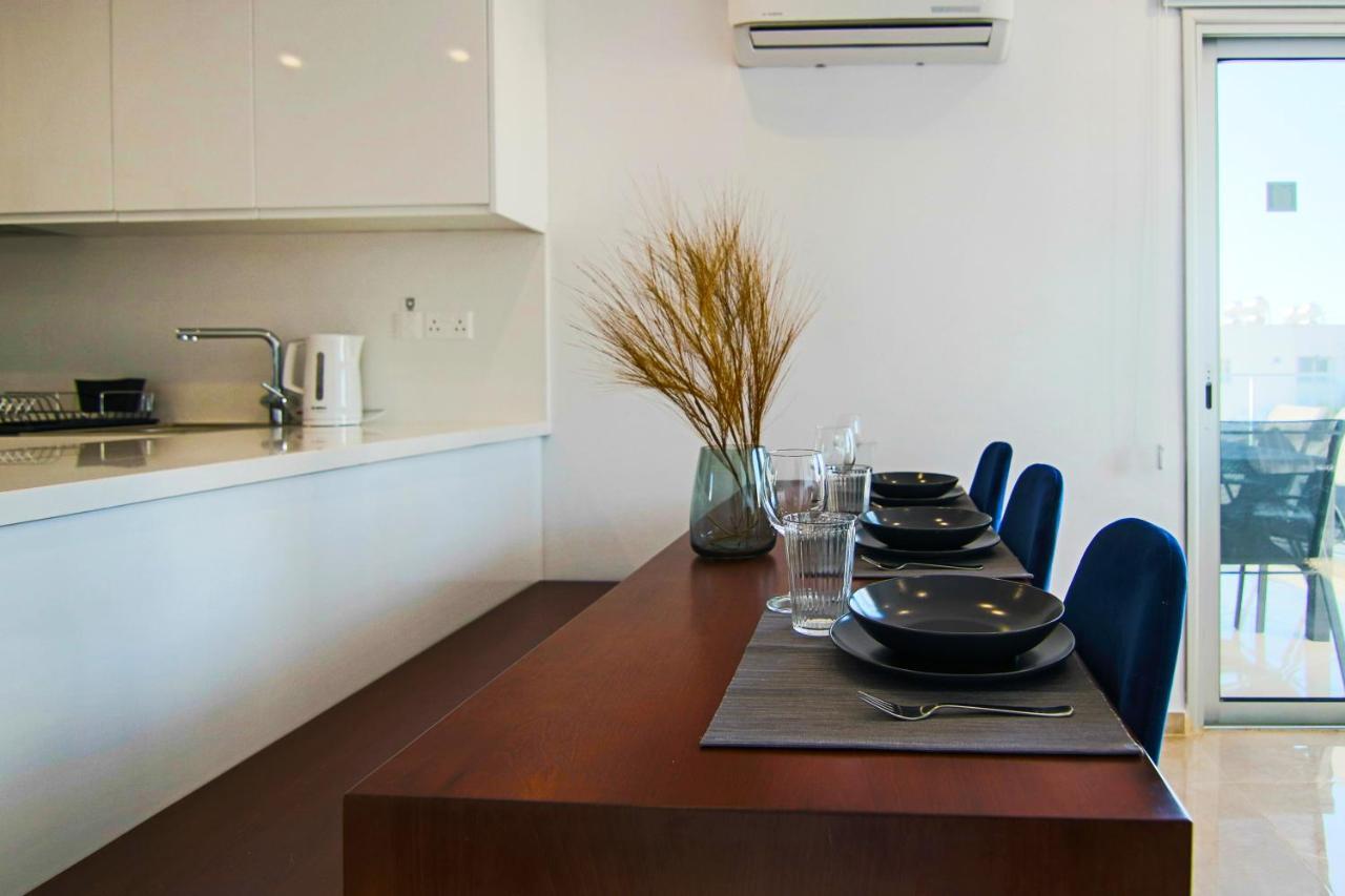 Phaedrus Living Seaside Residence Lighthouse 70 Pafos Exterior foto